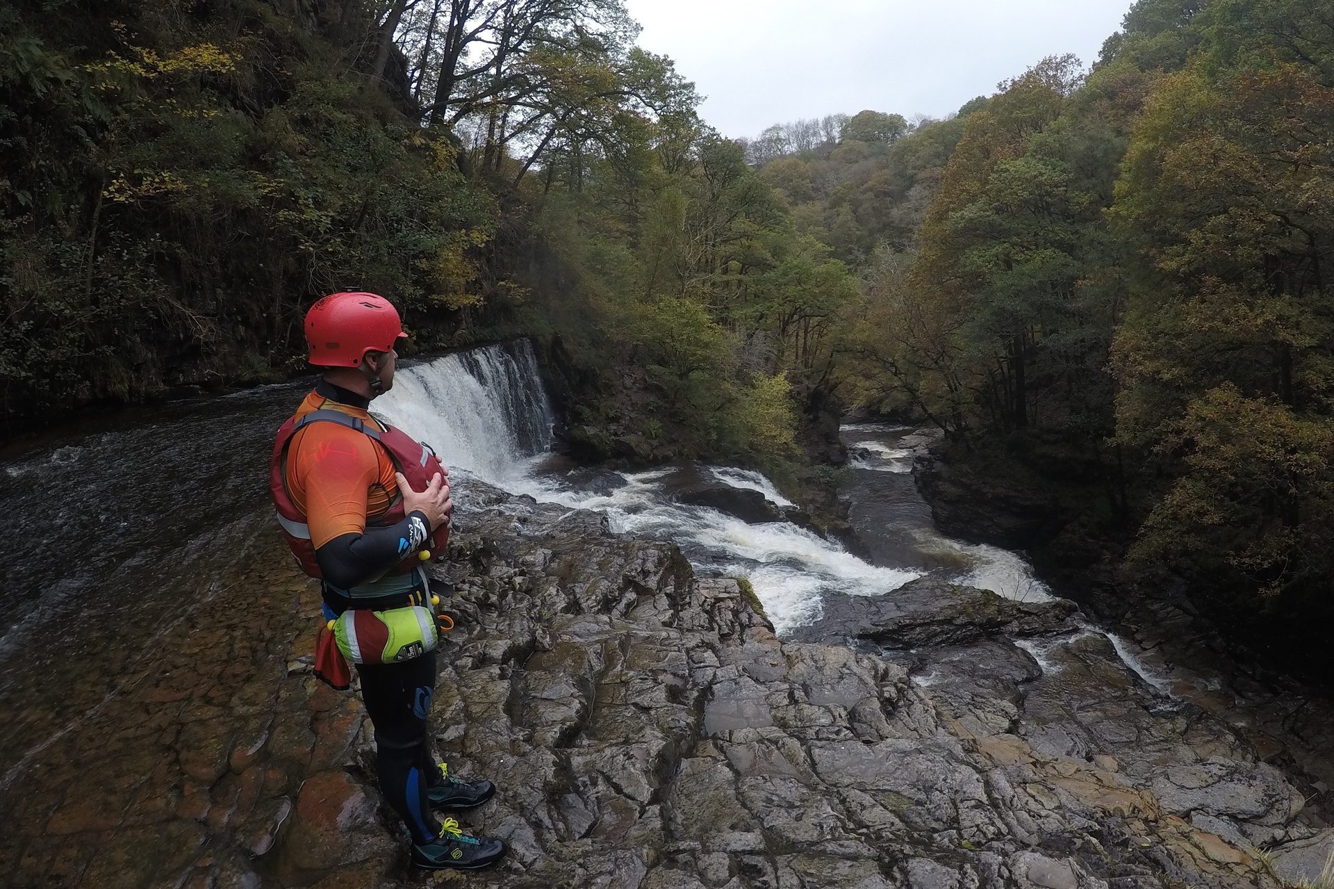 guide Simon Bowen